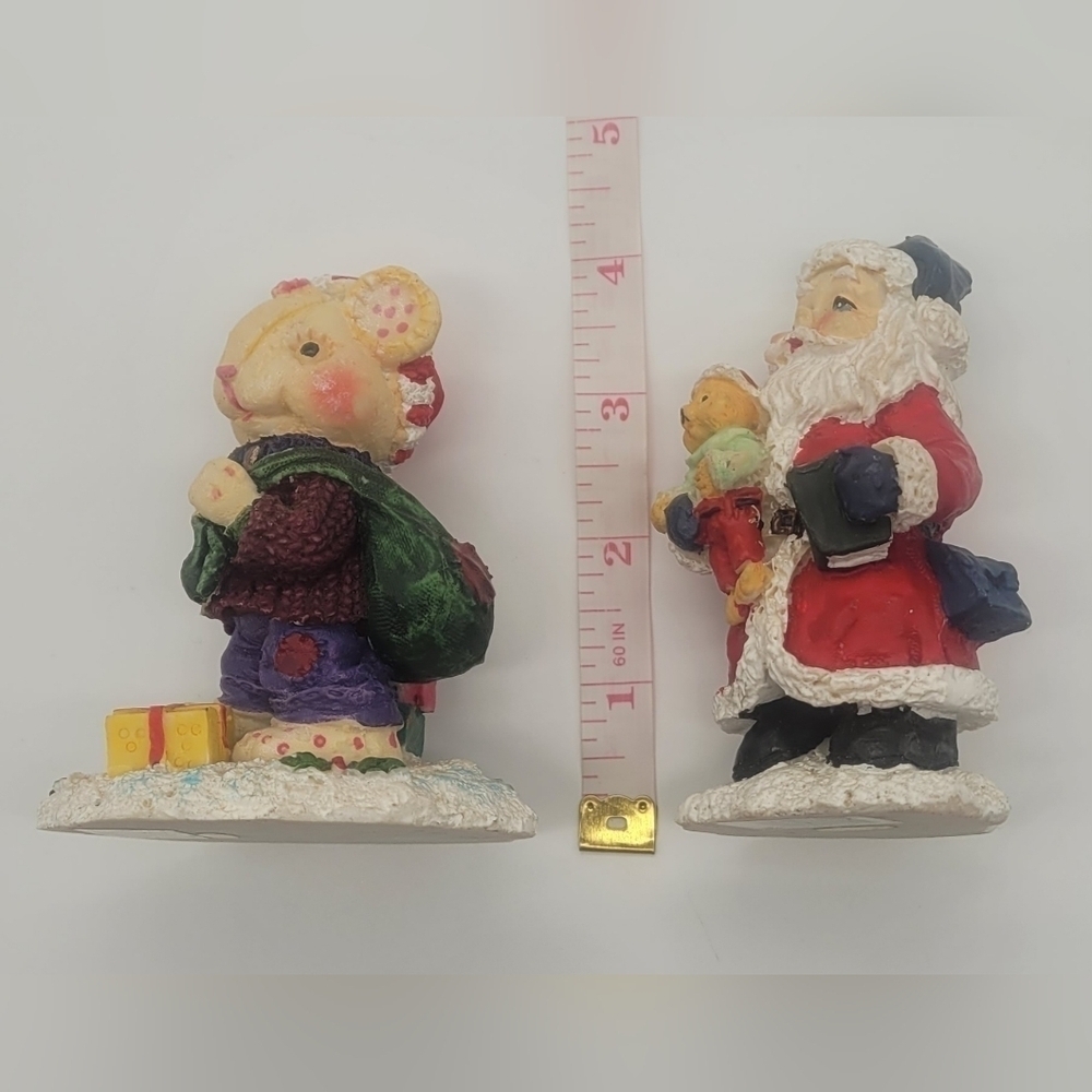 Christmas Xmas Decorative Figurines set of 2 (Presents)​​​ - Picture 5 of 6